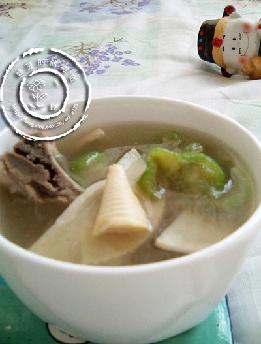 冬筍絲瓜湯的做法 冬筍絲瓜湯的做法