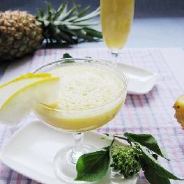 清涼一夏的菠蘿香瓜飲的做法 清涼一夏的菠蘿香瓜飲的做法