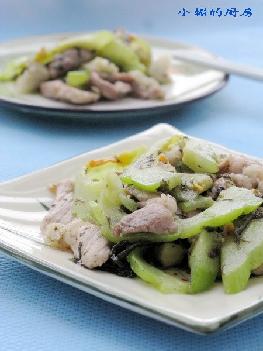 苦瓜橄欖菜炒肉片的做法 苦瓜橄欖菜炒肉片的做法