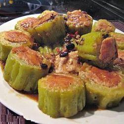 涼瓜肉環(huán)的做法 涼瓜肉環(huán)的做法