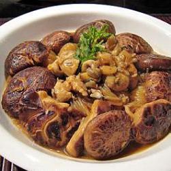 鮮蠔芋絲炆冬菇的做法 鮮蠔芋絲炆冬菇的做法