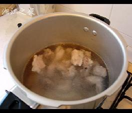 紅棗香菇排骨清湯的做法 紅棗香菇排骨清湯的做法