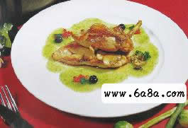 雞胸釀蘑菇配香草蘆筍汁的做法 雞胸釀蘑菇配香草蘆筍汁的做法