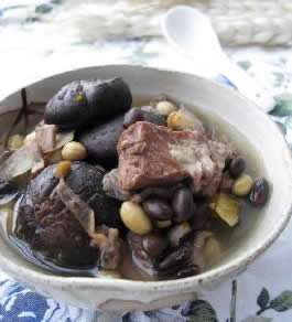排骨菇豆湯的做法 排骨菇豆湯的做法