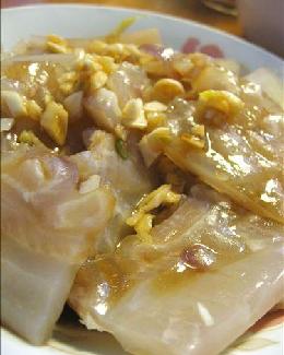 肉皮凍——養(yǎng)顏美味的做法 肉皮凍——養(yǎng)顏美味的做法