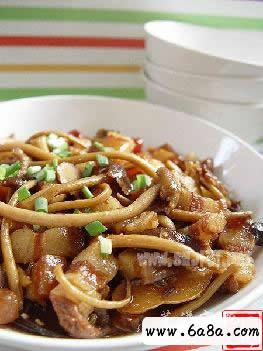 平菇燒肉的做法 平菇燒肉的做法