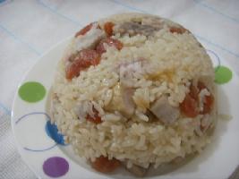 芋香臘腸煲仔飯的做法 芋香臘腸煲仔飯的做法