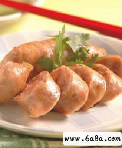 �q�~(y��)���c�D������