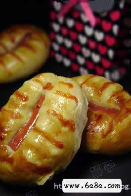 沙拉火腿面包的做法 沙拉火腿面包的做法