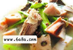 蘆筍蓮藕排骨湯的做法 蘆筍蓮藕排骨湯的做法