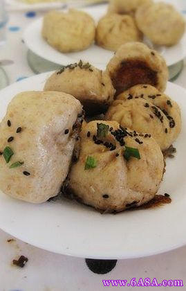 蘑菇豬肉水煎包的做法 蘑菇豬肉水煎包的做法