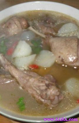 當(dāng)歸山藥?kù)依哮喌淖龇? title=