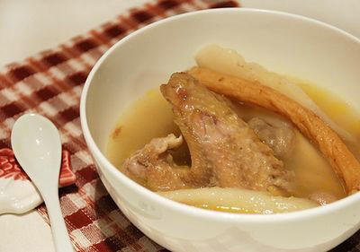 黃芪燉雞的做法 黃芪燉雞的做法