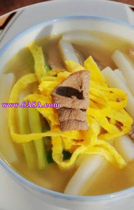 蛋皮豬肝湯年糕的做法 蛋皮豬肝湯年糕的做法