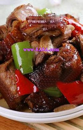 青椒炒鴨的做法 青椒炒鴨的做法