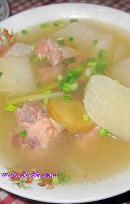 蘿卜骨頭湯的做法 蘿卜骨頭湯的做法