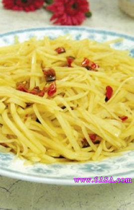 簡(jiǎn)單酸辣土豆絲的做法 簡(jiǎn)單酸辣土豆絲的做法