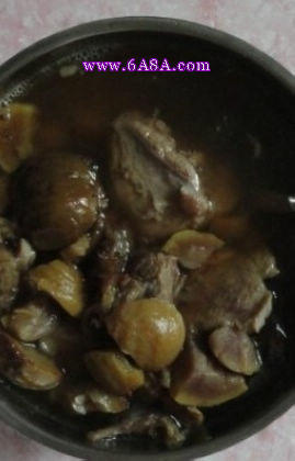 海馬栗子燉瘦肉的做法 海馬栗子燉瘦肉的做法