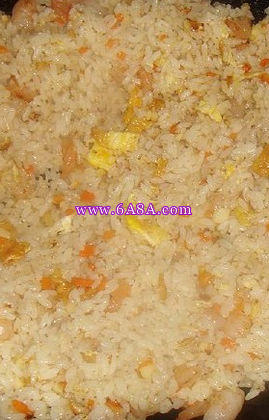 蝦仁胡蘿卜炒飯的做法 蝦仁胡蘿卜炒飯的做法