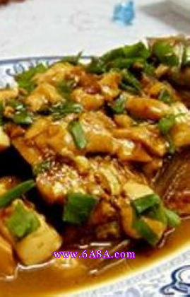 鯽魚燒豆腐的做法 鯽魚燒豆腐的做法