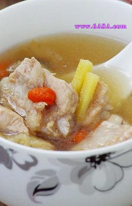 杞菊排骨湯的做法 杞菊排骨湯的做法