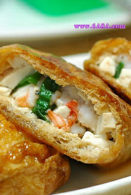 ���y������������