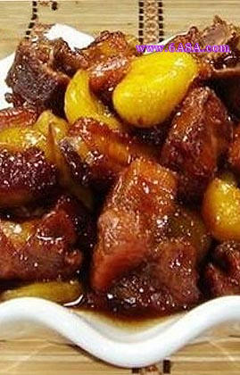 可樂(lè)栗子燜排骨的做法 可樂(lè)栗子燜排骨的做法