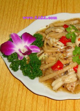 酸筍炒豬天梯的做法 酸筍炒豬天梯的做法