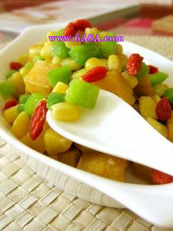 薯丁炒玉米的做法 薯丁炒玉米的做法