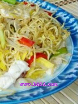 雞肉炒蝦子面的做法 雞肉炒蝦子面的做法