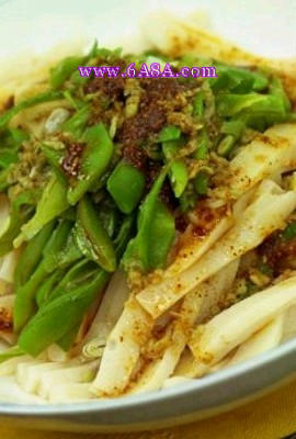 涼拌面餅的做法 涼拌面餅的做法