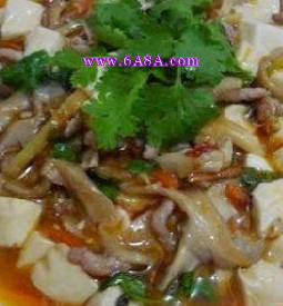 紅燒平菇豆腐的做法 紅燒平菇豆腐的做法