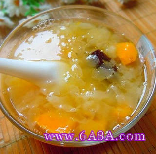 南瓜銀耳羹的做法 南瓜銀耳羹的做法