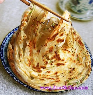 蔥花手抓餅的做法 蔥花手抓餅的做法