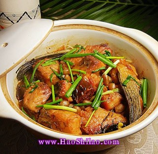 花生咸青魚煲的做法 花生咸青魚煲的做法