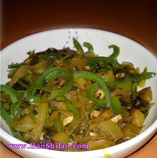 酸菜炒青椒絲的做法 酸菜炒青椒絲的做法