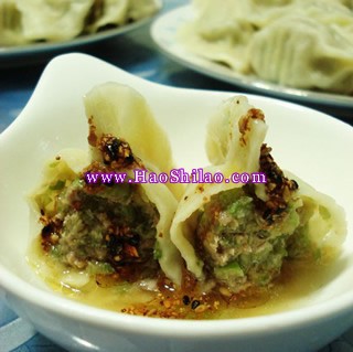 芹菜牛肉水餃的做法 芹菜牛肉水餃的做法