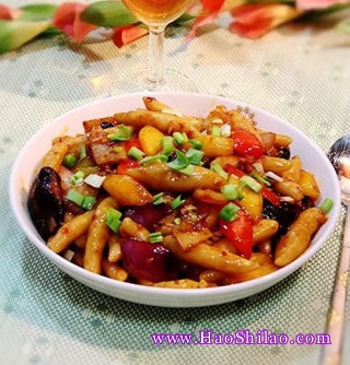 魚香炒薯仔面的做法 魚香炒薯仔面的做法
