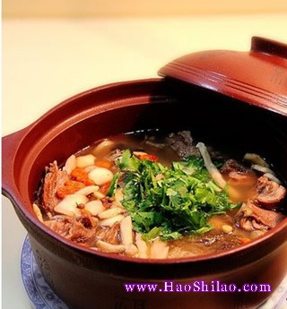 砂鍋魚羊鮮的做法 砂鍋魚羊鮮的做法