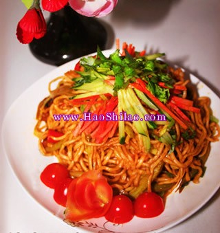 五彩燜面的做法 五彩燜面的做法