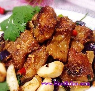 大蒜炆魚的做法 大蒜炆魚的做法