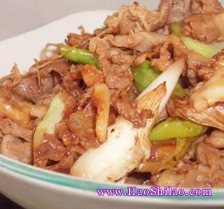 京蔥炒羊肉的做法 京蔥炒羊肉的做法