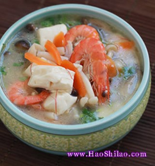 鮮蝦菌菇湯的做法 鮮蝦菌菇湯的做法