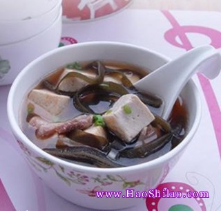 海帶結(jié)豆腐湯的做法 海帶結(jié)豆腐湯的做法