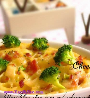芝士培根焗面的做法 芝士培根焗面的做法