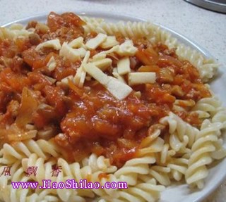 蘑菇番茄肉醬意大利面的做法 蘑菇番茄肉醬意大利面的做法