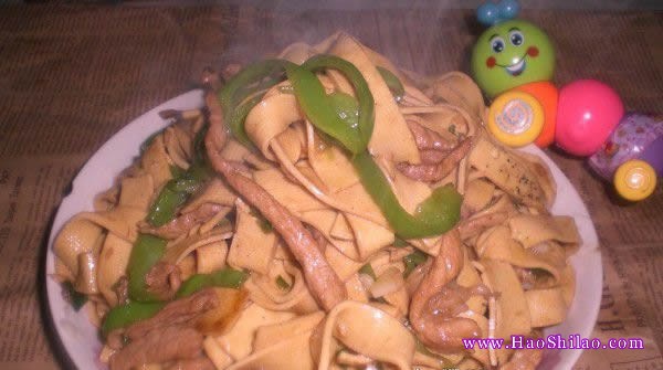 干豆腐絲炒肉絲的做法 干豆腐絲炒肉絲的做法