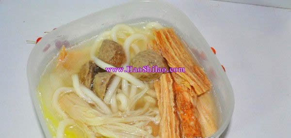 �s����������������