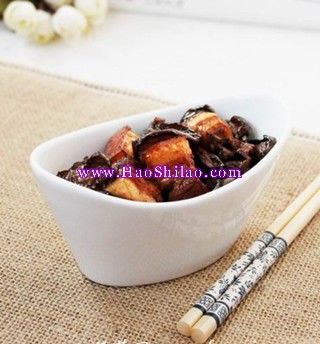 五花肉燒茄干的做法 五花肉燒茄干的做法