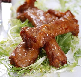 �ڽ����Źǵ�����